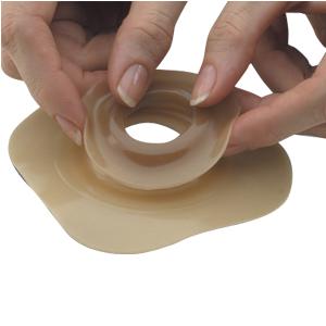 Hollister Adapt® Convex Barrier Ring 40mm ID (5079540, 10/BX)